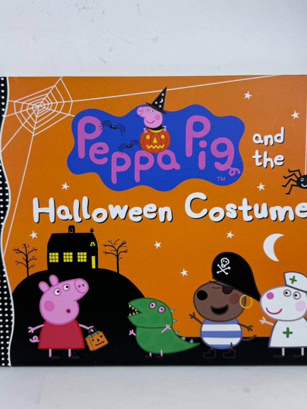 Peppa Pig and the Halloween Costume - hardcover, Candlewick Press, 9781536200607